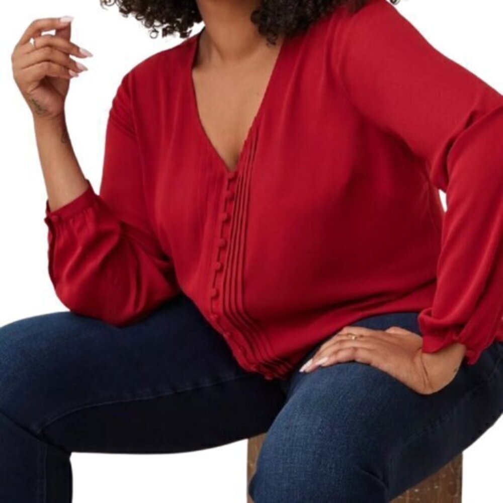 [Torrid] Georgette Pintuck Button-Front Blouse - Size 1